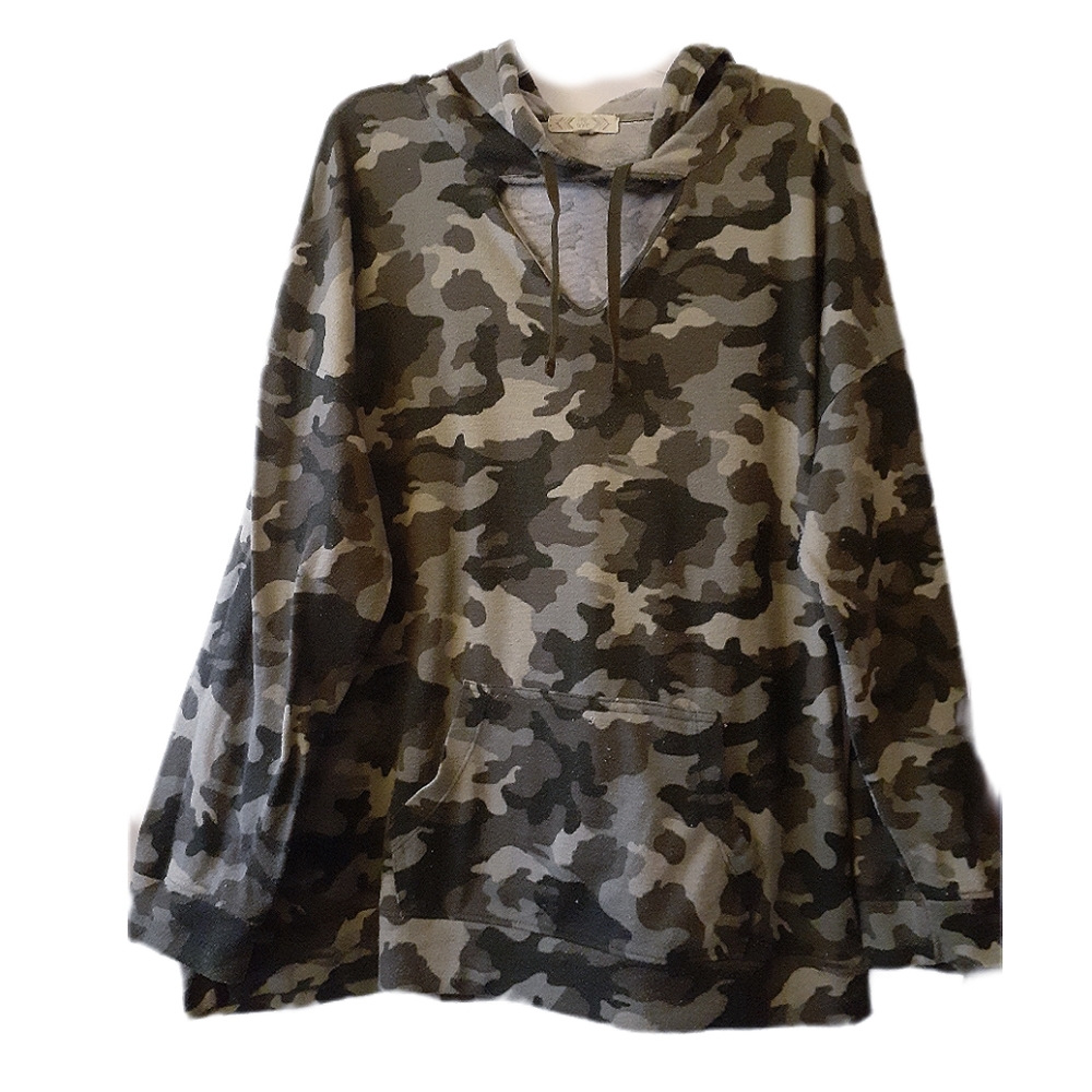 Pink Rose VNeck Camoflage Hoodie
